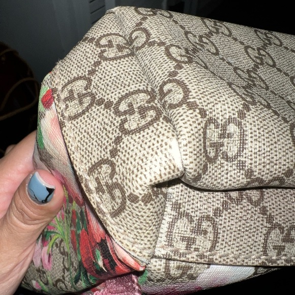 GG Supreme Monogram Blooms Small Backpack Beige Multicolor Dry Rose - Picture 6 of 10